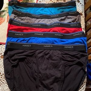 5 for $25 Hanes Underwear New